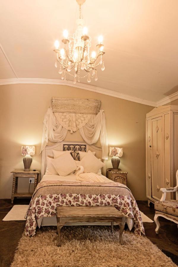 De Loft Guesthouse Piet Retief Dış mekan fotoğraf