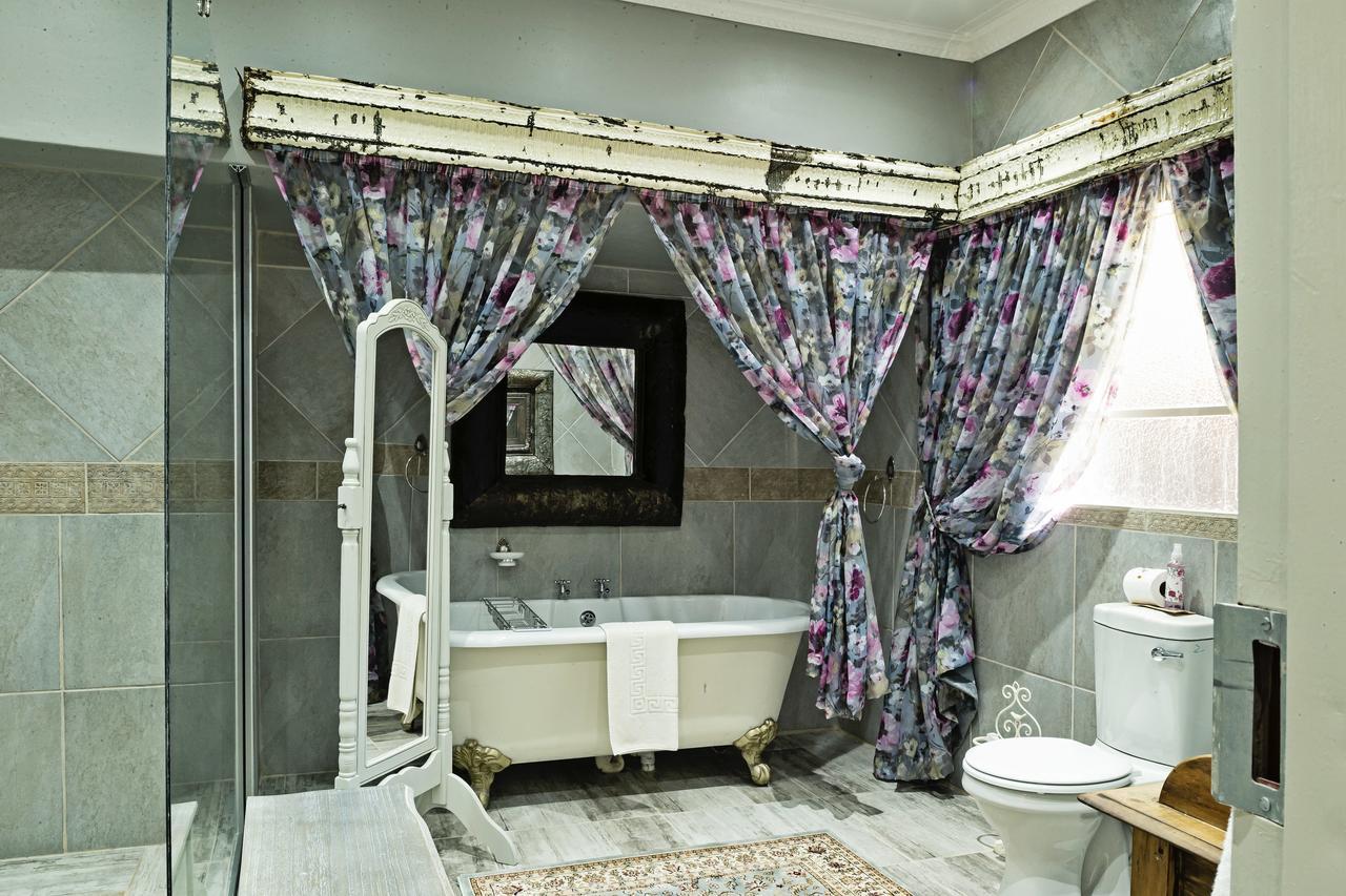 De Loft Guesthouse Piet Retief Dış mekan fotoğraf